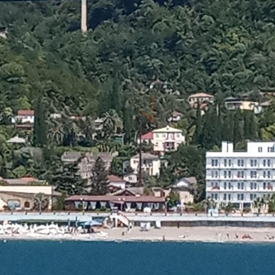 Бестужевский Дворик Gagra Extérieur photo