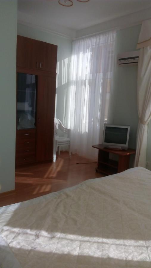 Бестужевский Дворик Gagra Extérieur photo