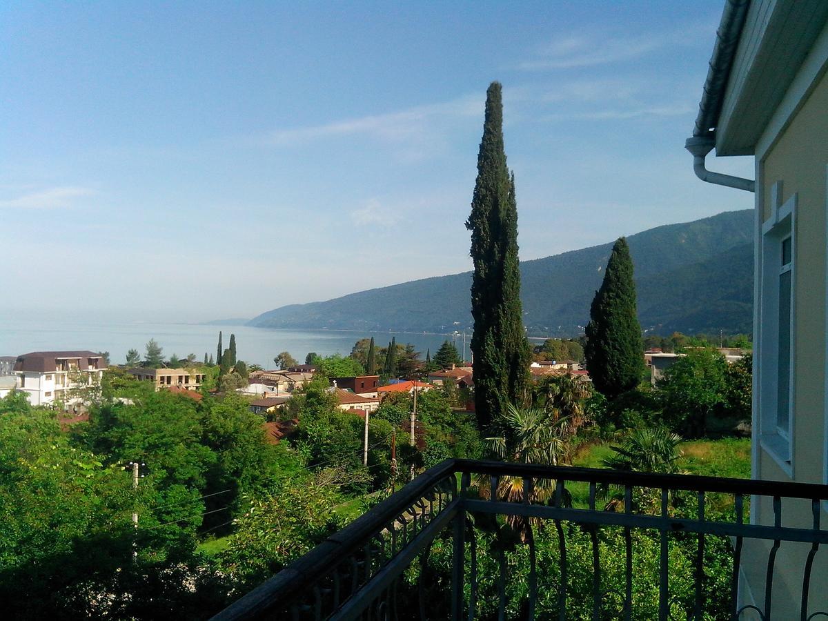 Бестужевский Дворик Gagra Extérieur photo