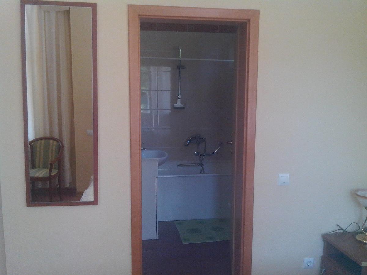 Бестужевский Дворик Gagra Extérieur photo
