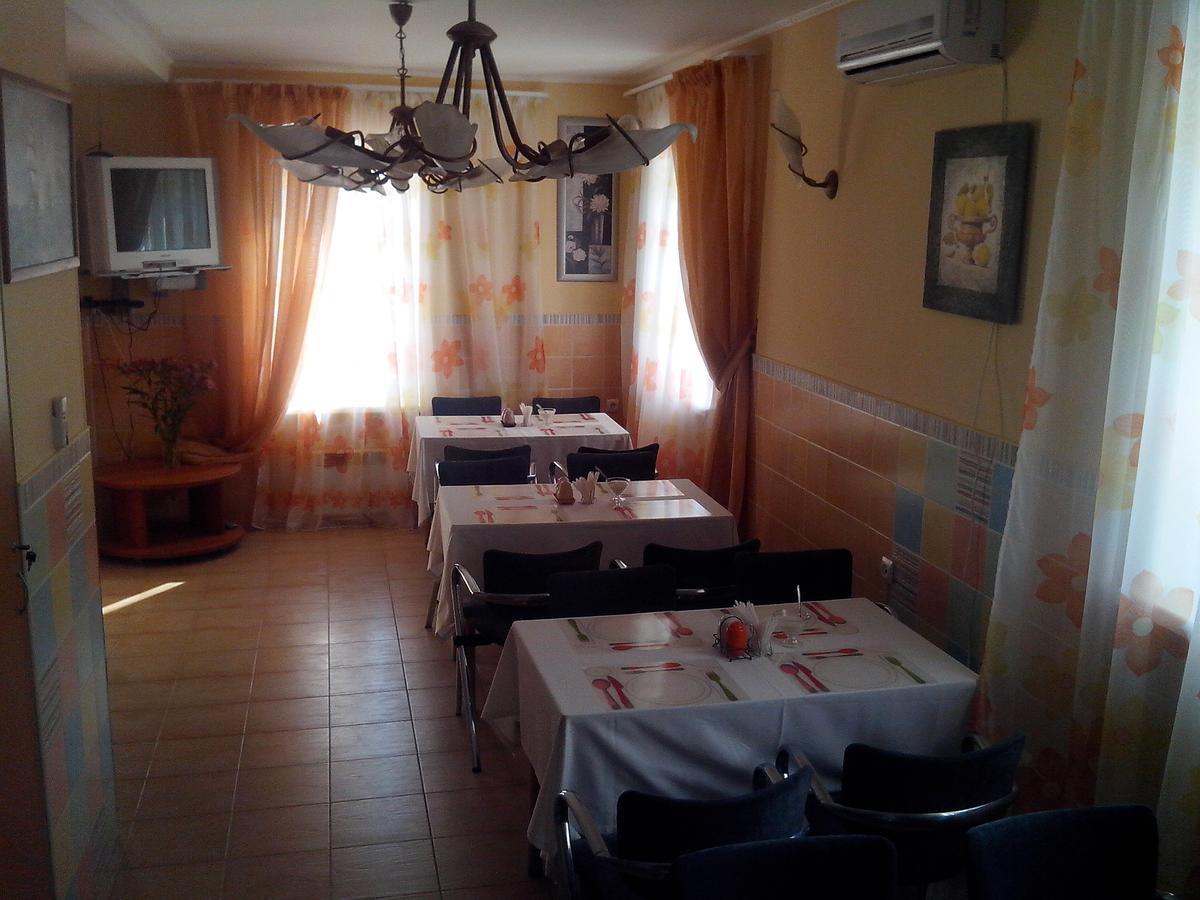 Бестужевский Дворик Gagra Extérieur photo